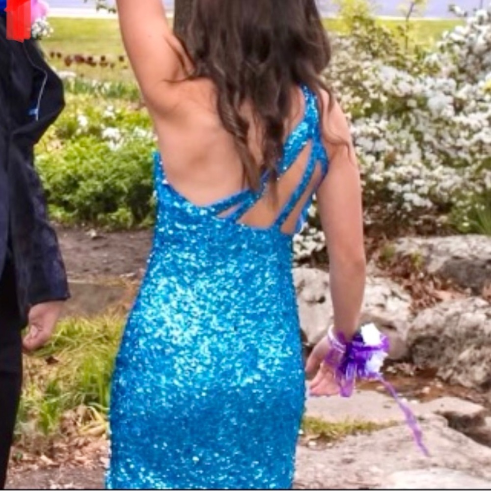 Beautiful blue one shoulder dress Sherri Hill
